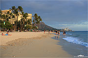 hawaii fort derussy beach