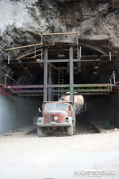 Geruest auf LKW