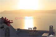 Santorini Fotomotiv Firostefani zwei Stühle