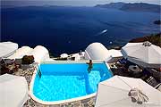Santorini Oia Swimmingpool Ausblick Caldera