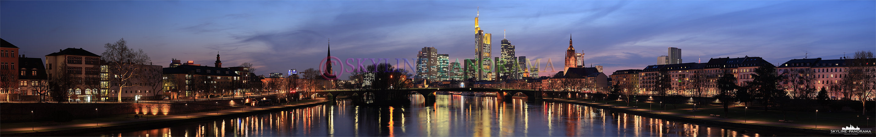 Frankfurt Panorama - Skyline am Abend