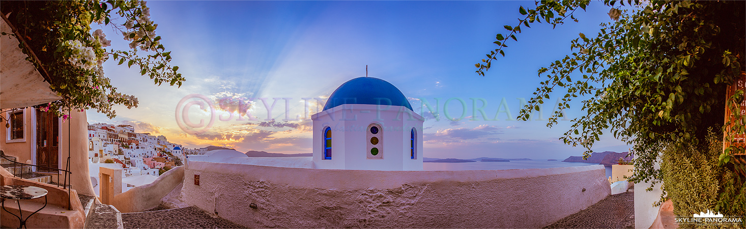 Santorini Kirchenkuppel – Oia (p_01070)