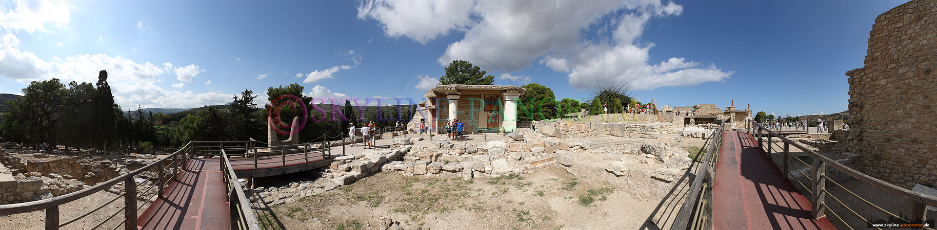 Kreta Bilder - Knossos, der Palast der Minoer ist nur wenige Kilometer hinter Heraklion gelegen. 