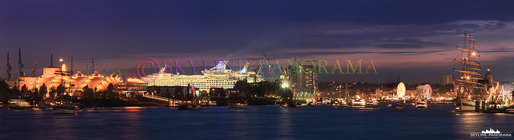 Panorama Bilder - Der Hamburger Hafen zum Hafengeburtstag 2009. 