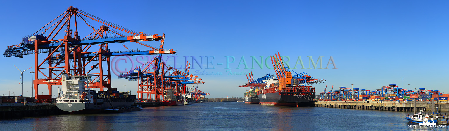 Panorama Hamburger Hafen - Panorama des Eurogate Terminals mit den Verladebrücken im Hamburger Hafen.