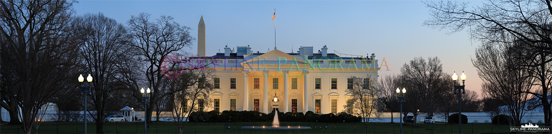 Washington am Abend - Abendliches Panorama der Vorderansicht des Weißen Hauses in Washington D.C. 