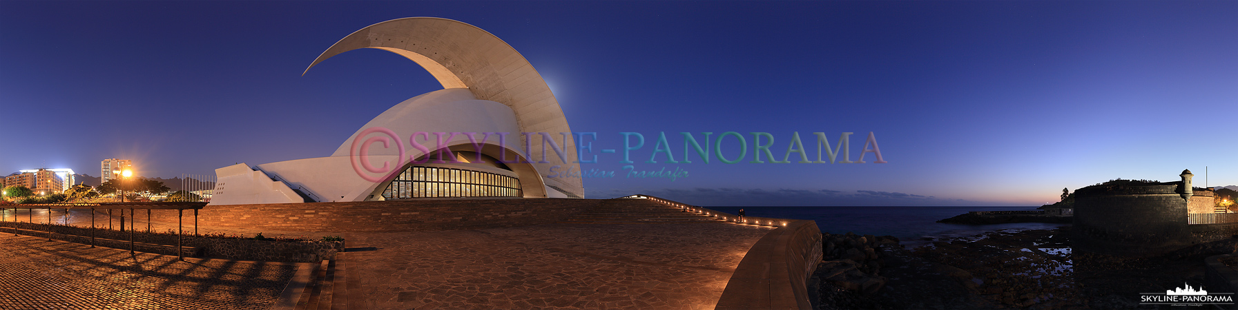 Eines der bekanntesten Bauwerke Teneriffas ist das Auditorio de Tenerife, das Kongress- und Konzerthaus ist das weithin sichtbare Wahrzeichen von Santa Cruz.