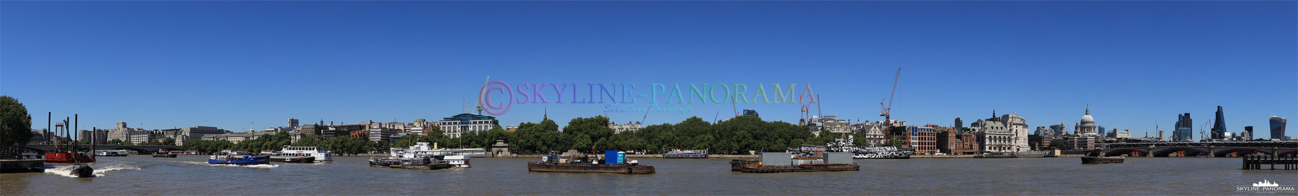 London Bilder - Das Themsepanorama vom südlichen Ufer aus zwischen Waterloo Bridge und Blackfriars Bridge. 