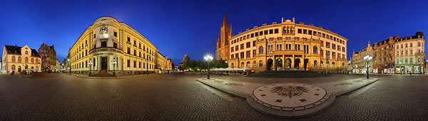 Wiesbaden mit Stadtansichten als Panorama