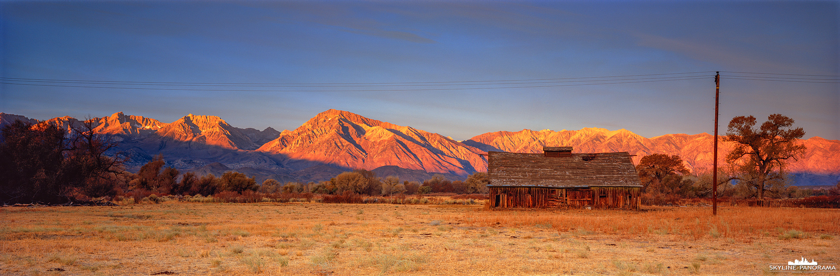 Die Sierra Nevada ist eine Gebirgskette im Westen der USA. Hier  von Bishop im Owens Valley, auf die Eastern Sierra, sie liegen östlich der Sierra Nevada...